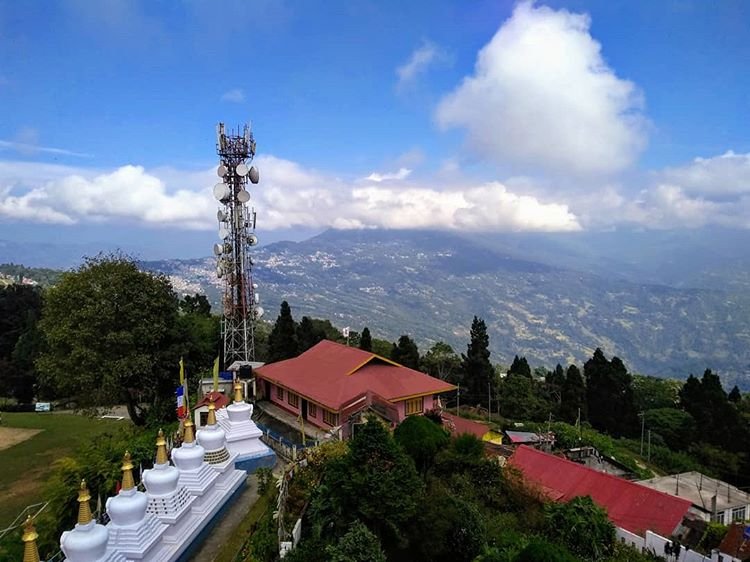 https://travelgangtok.com/storage/394/01J64ZTD29EFC4MKMN7FK212CE.jpg